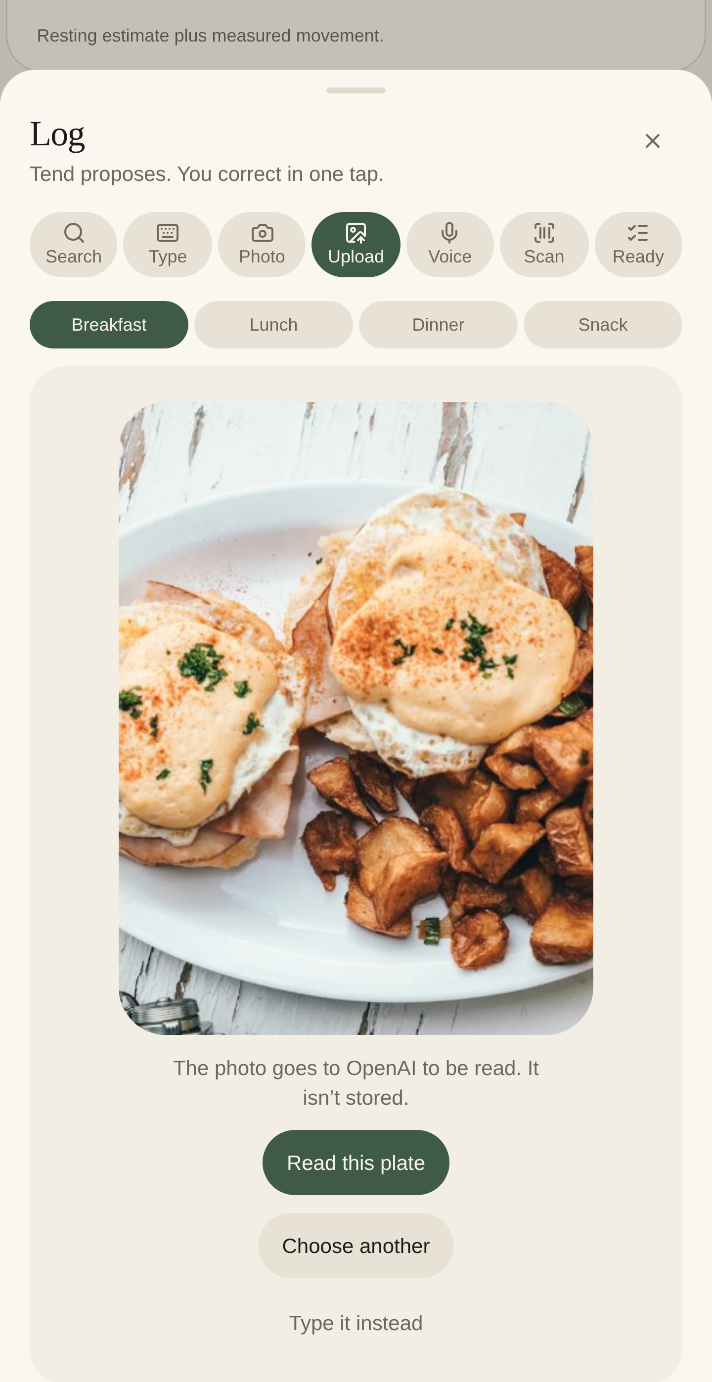 Fiti’s actual meal-photo preview with an uploaded eggs Benedict photo and the Read this plate button.